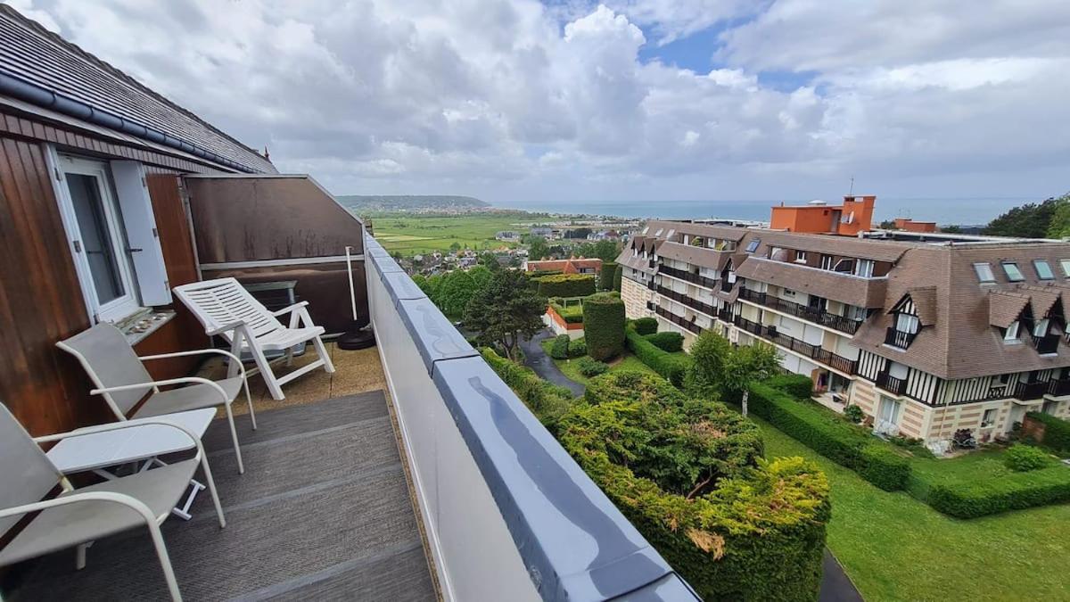 A 10 Minutes A Pieds De La Plage, Residence La Corniche Du Mont Canisy - Traveller Award 2023 ブロンヴィル・シュル・メール エクステリア 写真